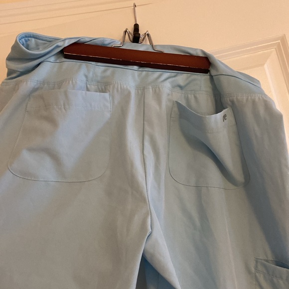 Excellent used condition size medium light blue barco one scrub bottoms - Picture 4 of 5